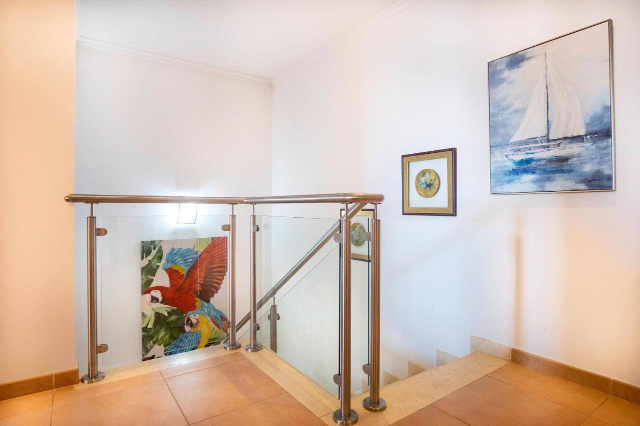 דירות לאגוּ‏ש Amazing Views Casa Hummingbird מראה חיצוני תמונה