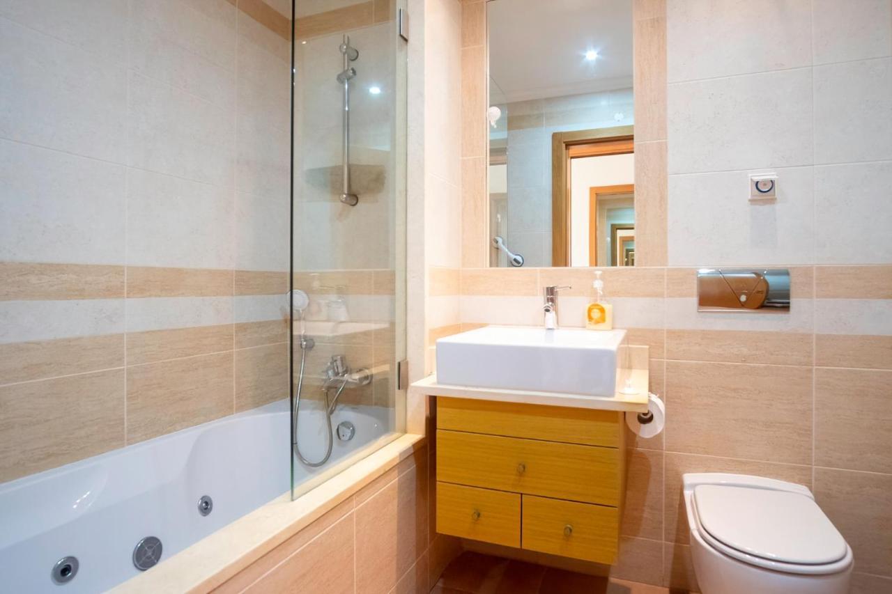 דירות לאגוּ‏ש Amazing Views Casa Hummingbird מראה חיצוני תמונה